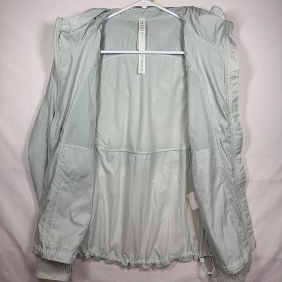 Lululemon Hood Lite Packable Windbreaker Jacket Light Aqua Athleisure Women Sz 6 - Picture 10 of 11